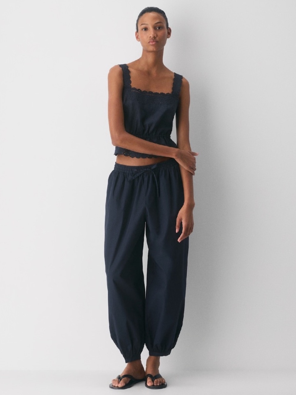 Aritzia Little Moon Abroad Poplin Ballon Pants navy XS
